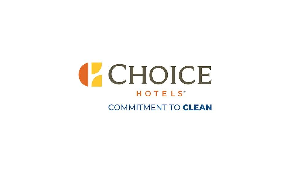 Quality Inn & Suites Pearl-Jackson Extérieur photo