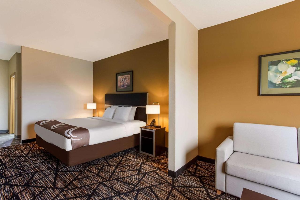 Quality Inn & Suites Pearl-Jackson Extérieur photo