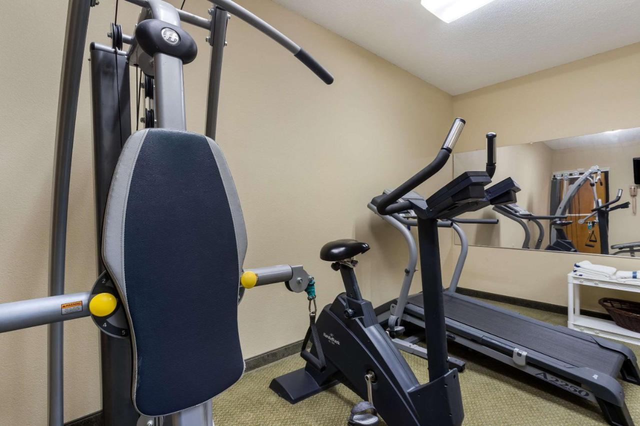 Quality Inn & Suites Pearl-Jackson Extérieur photo