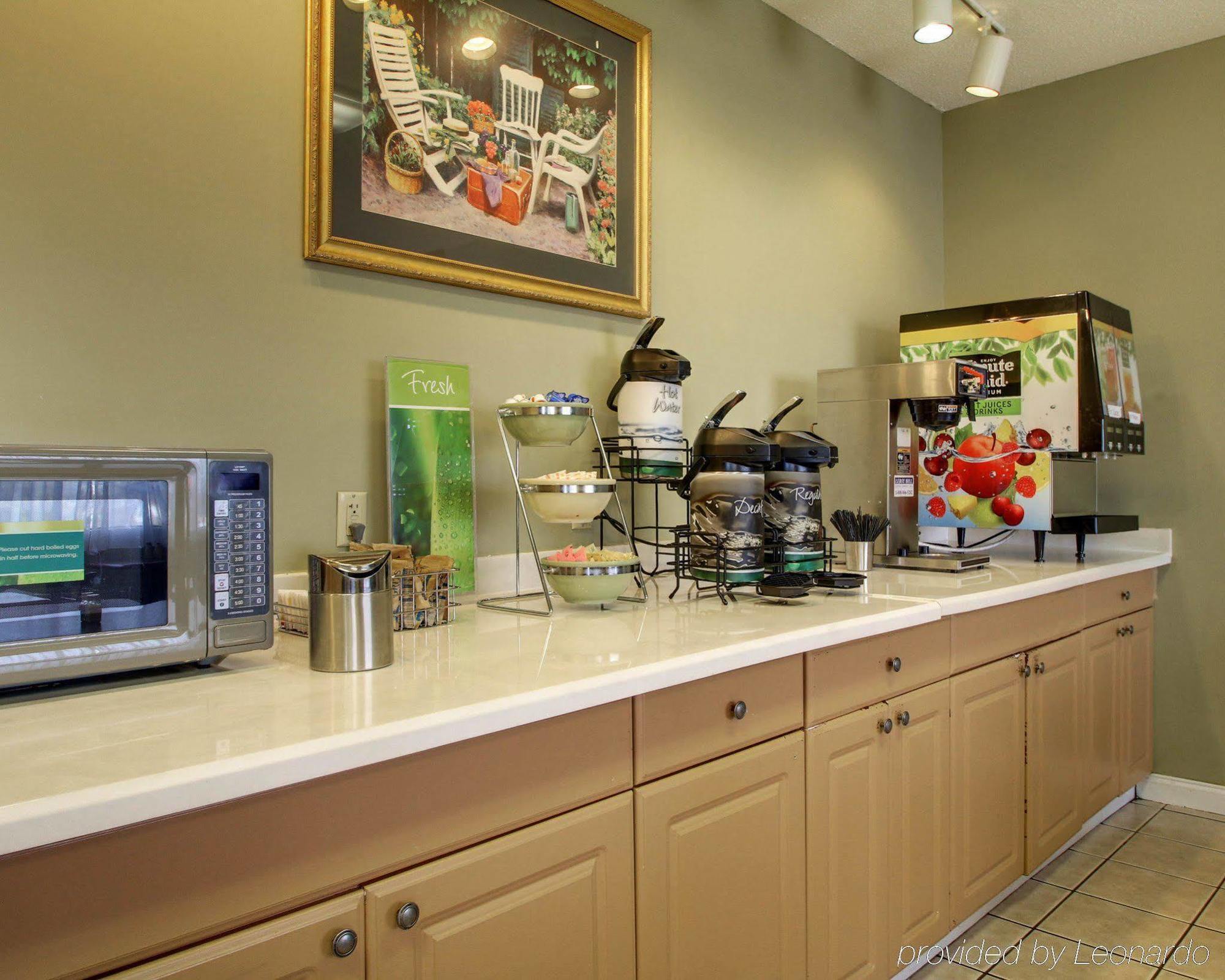 Quality Inn & Suites Pearl-Jackson Extérieur photo