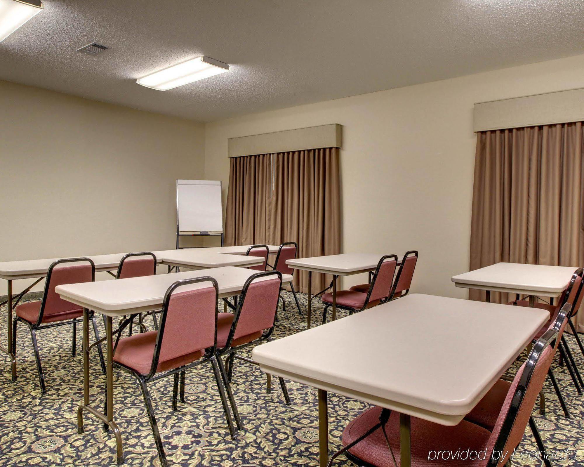 Quality Inn & Suites Pearl-Jackson Extérieur photo